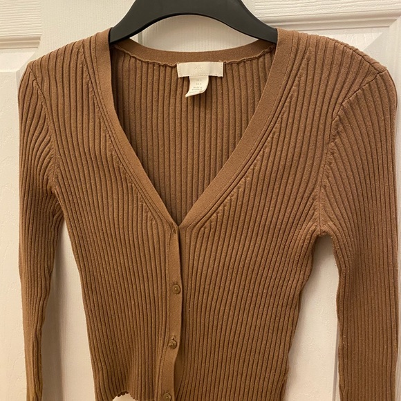 H&M VISCOSE BLEND TOP - Picture 2 of 4